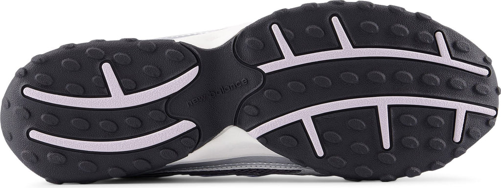 New Balance Gender Inclusive 204L Sneaker - Men's
