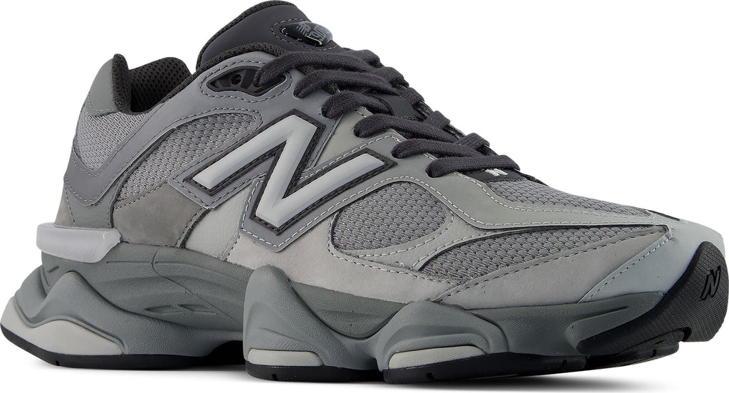 New Balance Gender Inclusive 9060 Sneaker - Men's