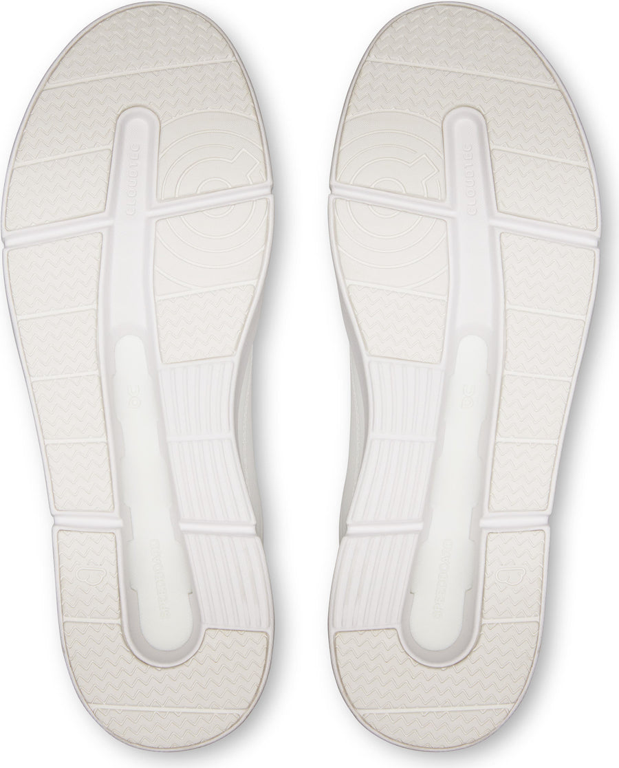 On THE ROGER Centre Court Tennis Sneaker - Men's