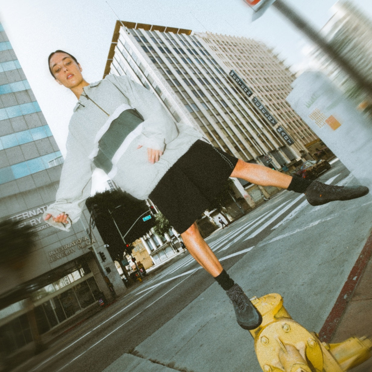 Vivobarefoot Motus Studio Mid Leather Women's Shoes