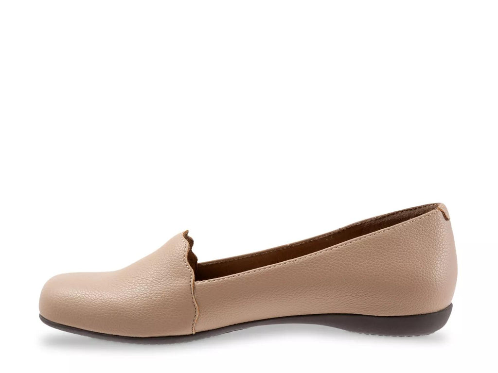 Trotters Sage Loafer