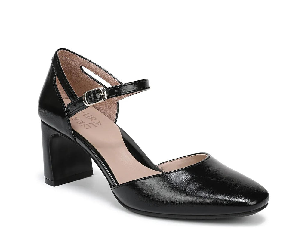 Naturalizer Yasmin Pump