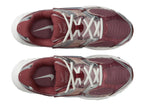 Nike V5 RNR Sneaker - Women's