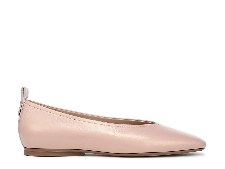 27 Edit Naturalizer Carla Flat