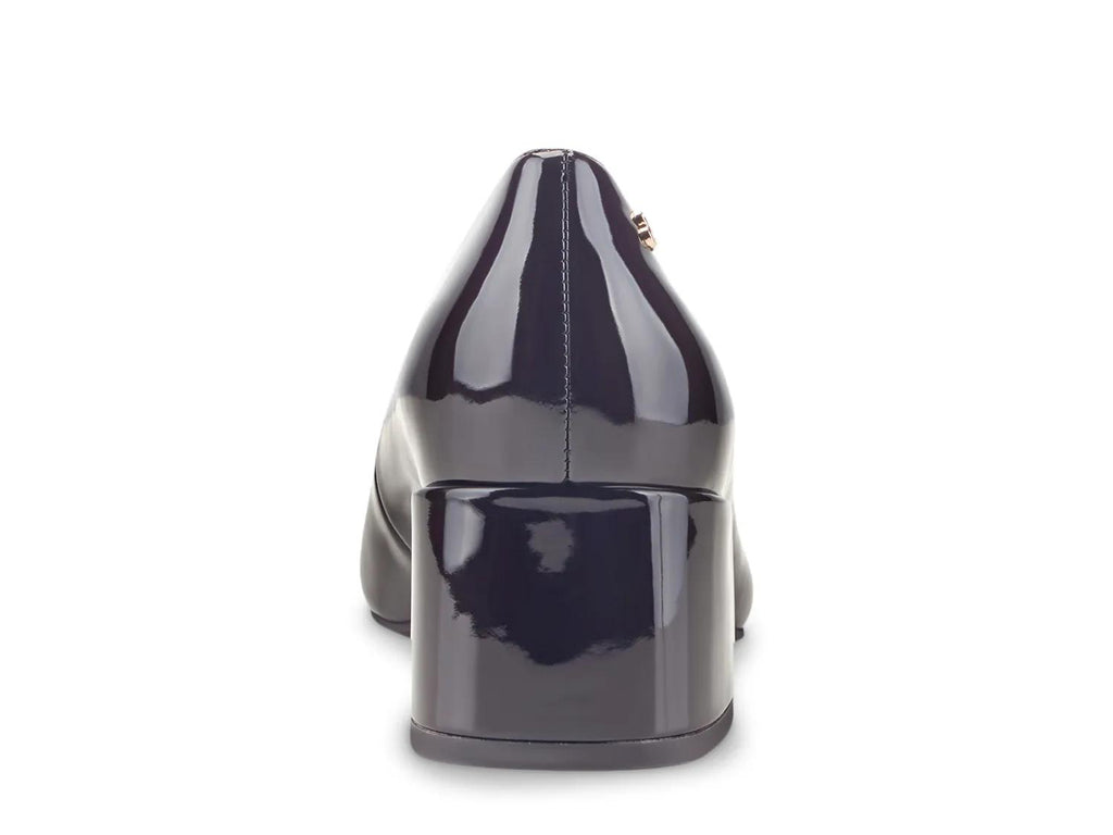 Bandolino Caser Pump