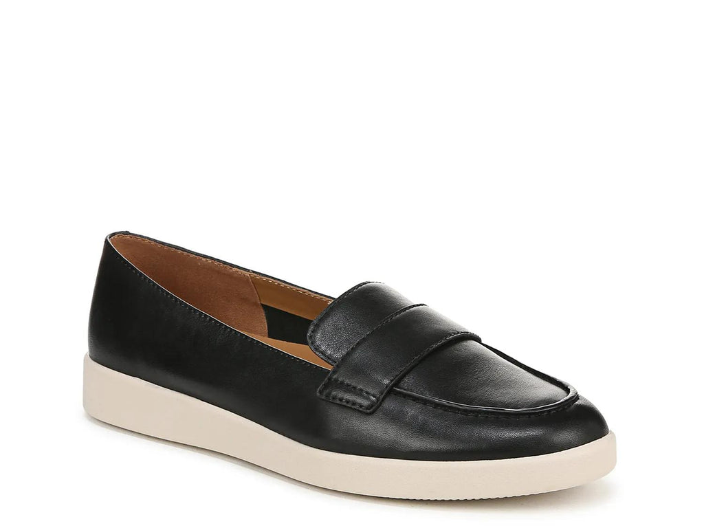 Naturalizer Karis Loafer