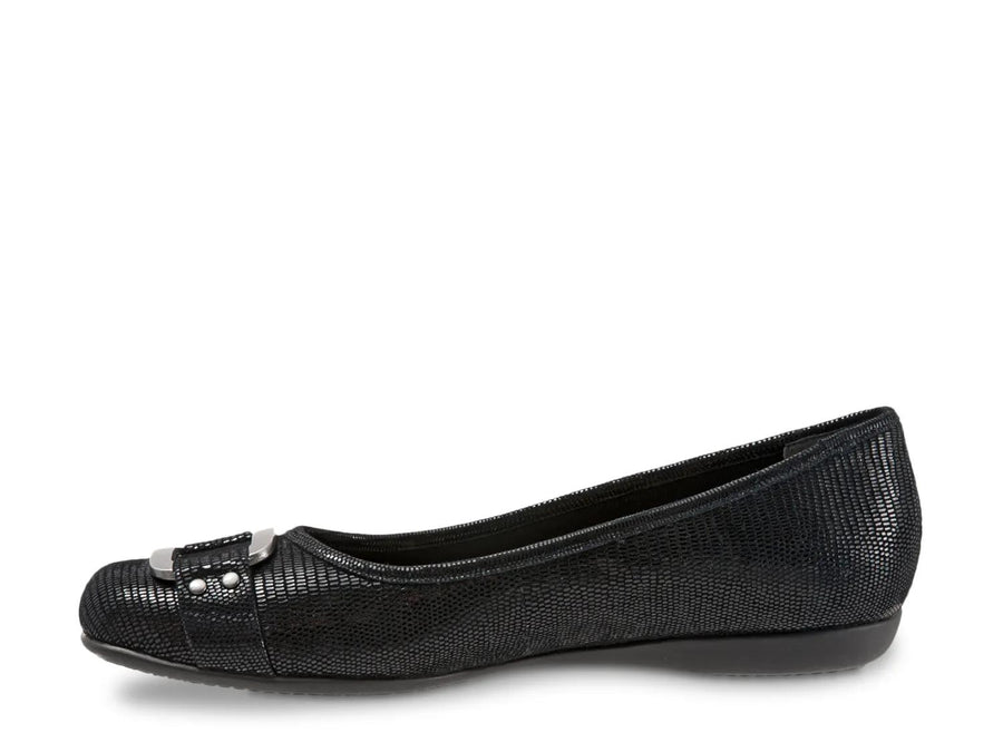 Trotters Sizzle Flat