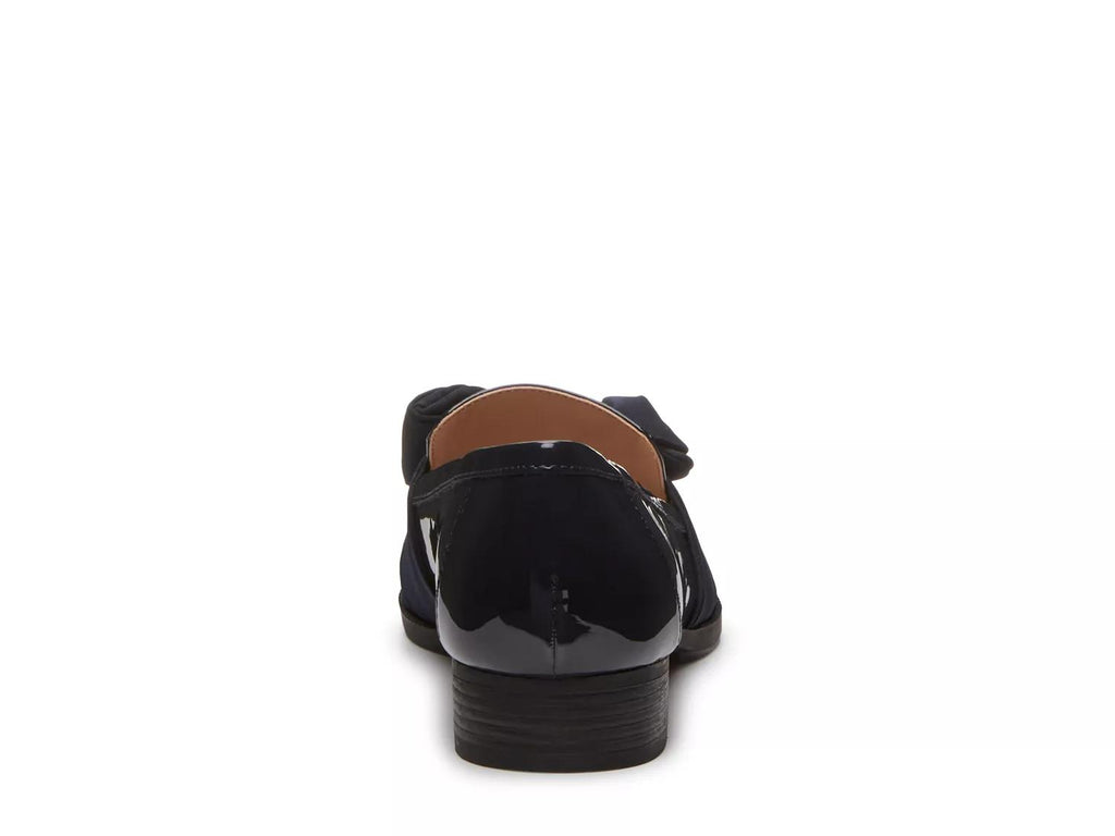 Bandolino Lindio Loafer