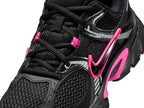 Nike V5 RNR Sneaker - Women's