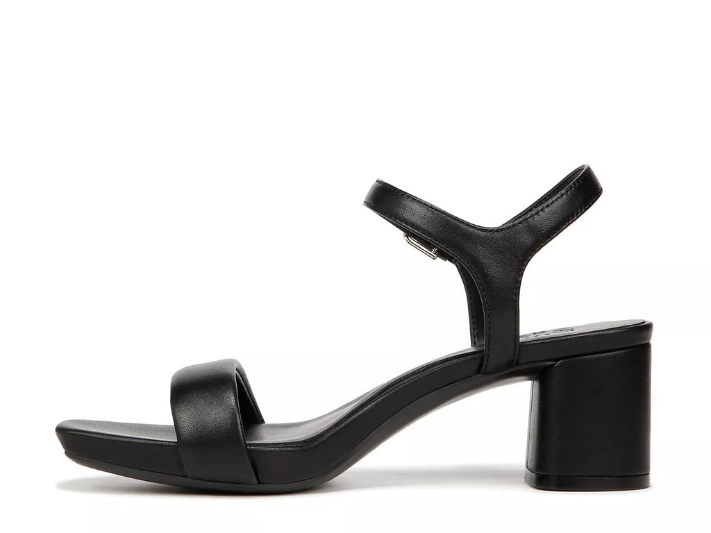 Naturalizer Izzy Sandal