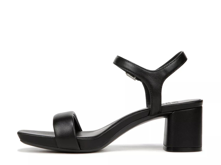 Naturalizer Izzy Sandal