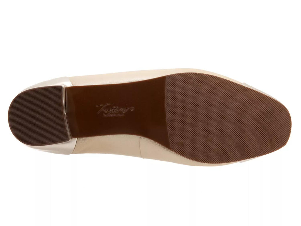 Trotters Daisy Pump
