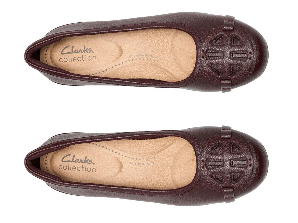 Clarks Cathrynn Luna Flat