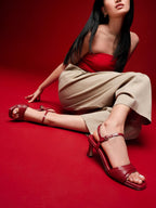 27 Edit Naturalizer Grace Sandal