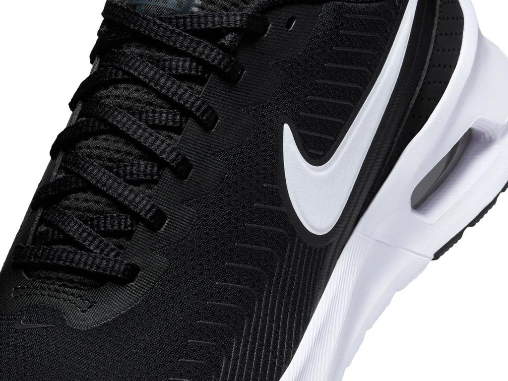 Nike Air Nuaxis Running Shoe - Men's
