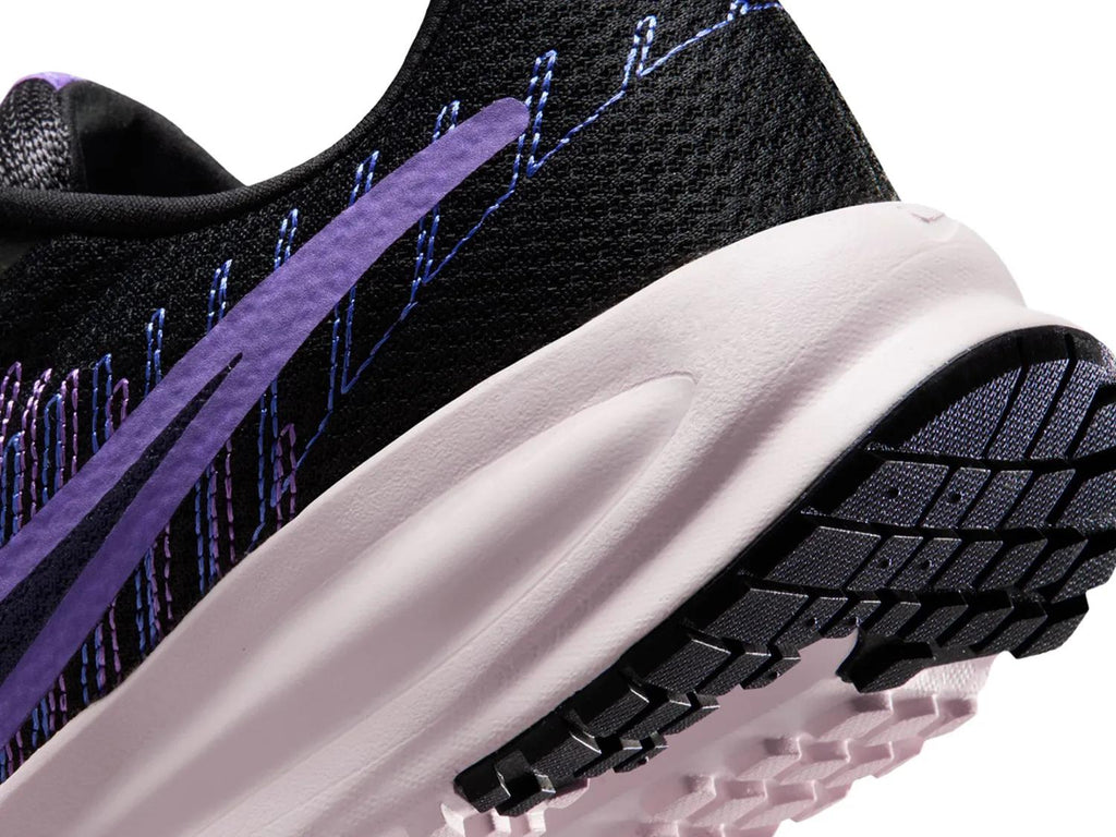 Nike Run Defy Running Shoe - Women's