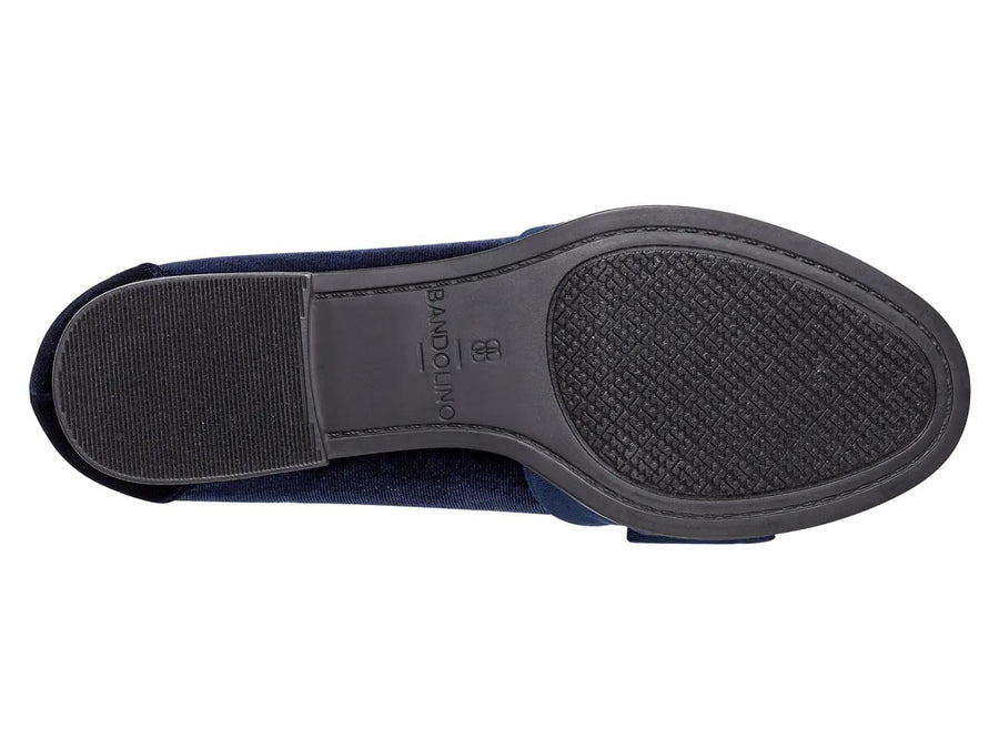 Bandolino Lindio Loafer
