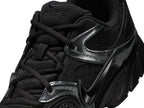 Nike V5 RNR Sneaker - Men's