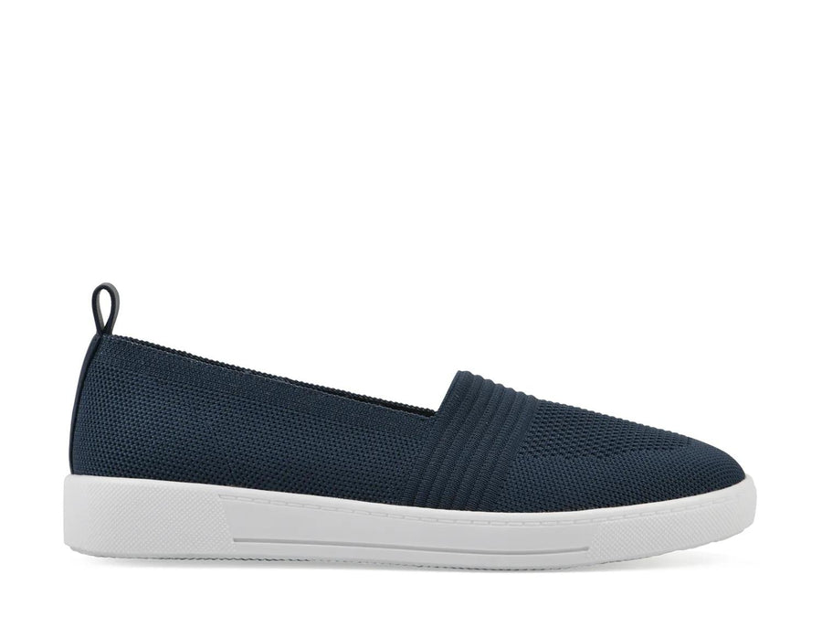 White Mountain Upright Slip-On Sneaker