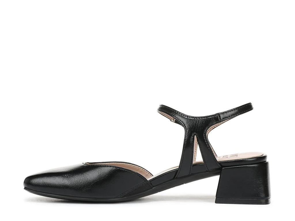 Naturalizer Hattie Pump