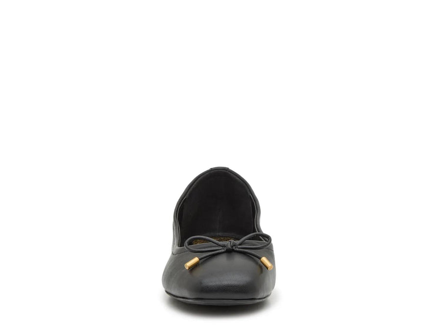 Vince Camuto Vinlyn Ballet Flat
