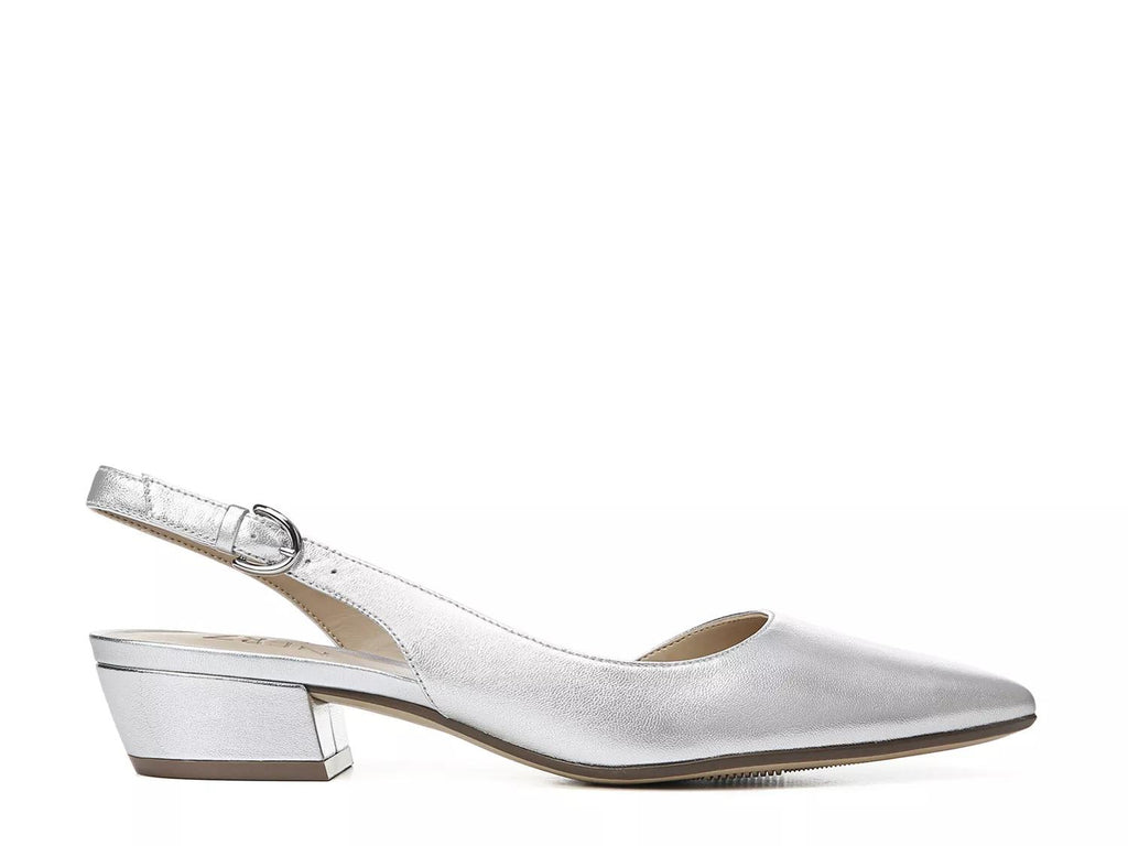 Naturalizer Banks Pump