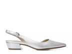 Naturalizer Banks Pump