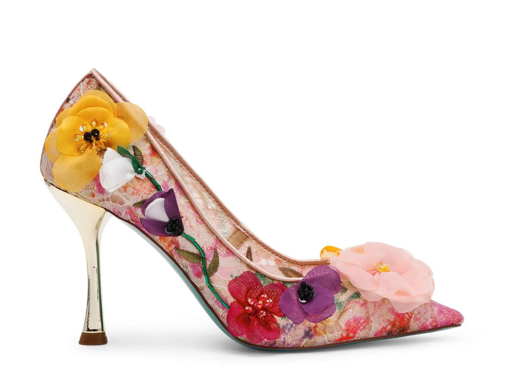 Betsey Johnson Kaley Pump