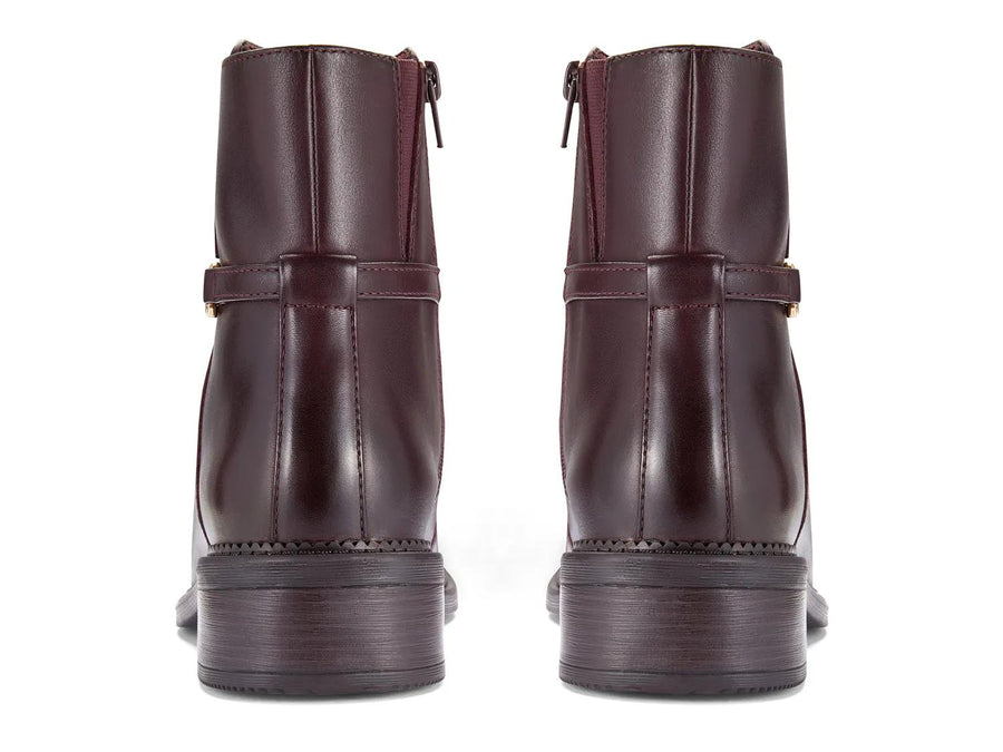 Clarks Maye Kaylie Bootie - Women's