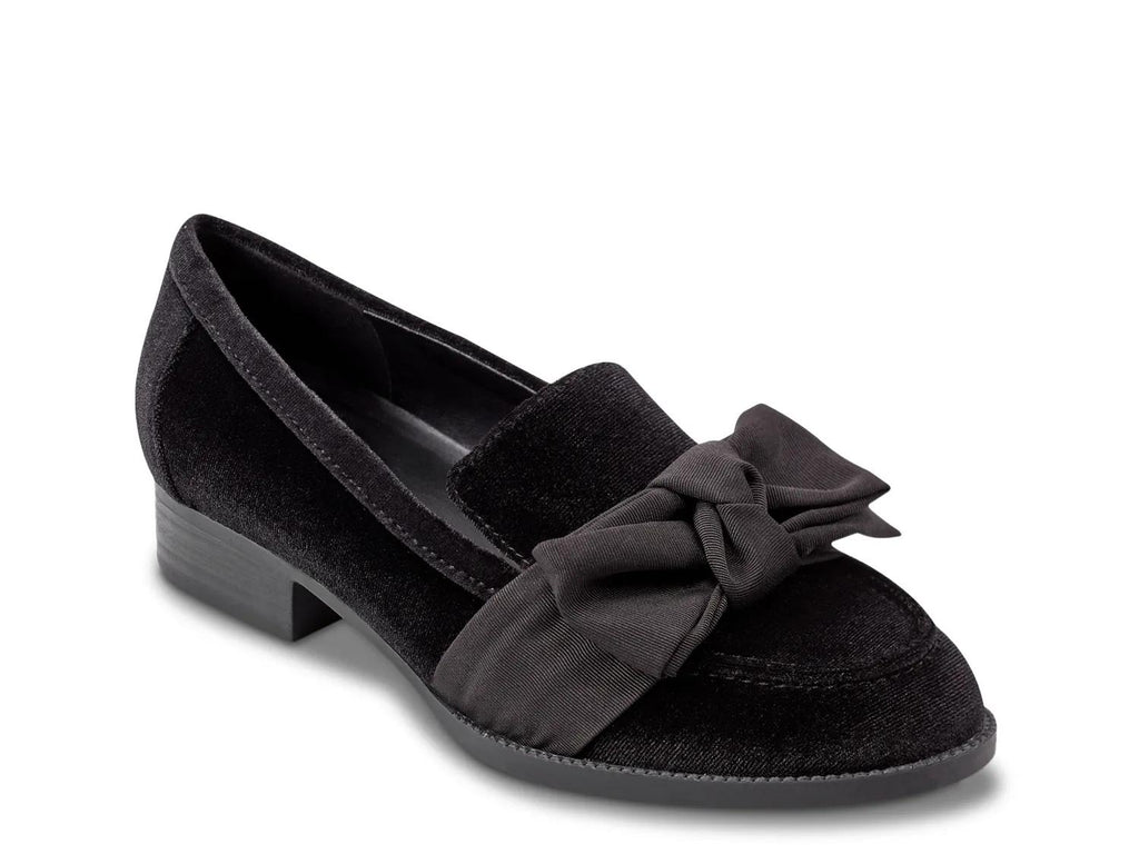 Bandolino Lindio Loafer