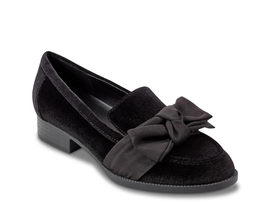 Bandolino Lindio Loafer