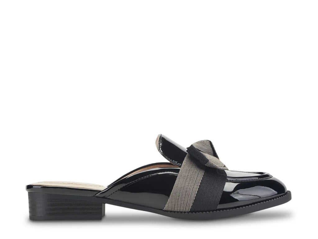 Bandolino Leilani Mule