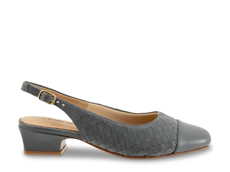 Trotters Dea Pump