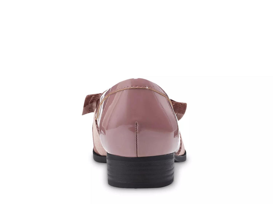 Bandolino Lindio Loafer