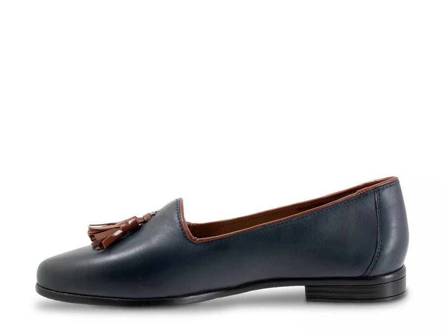 Trotters Liz Loafer