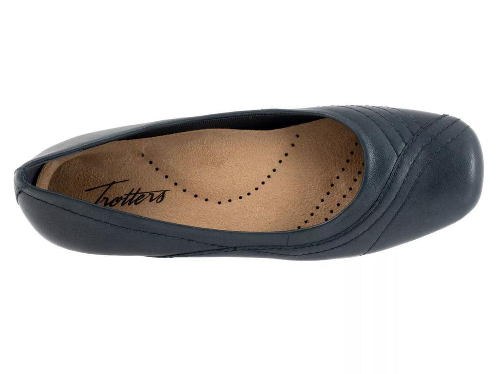 Trotters Sasha Flat