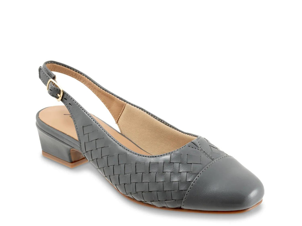 Trotters Dea Pump
