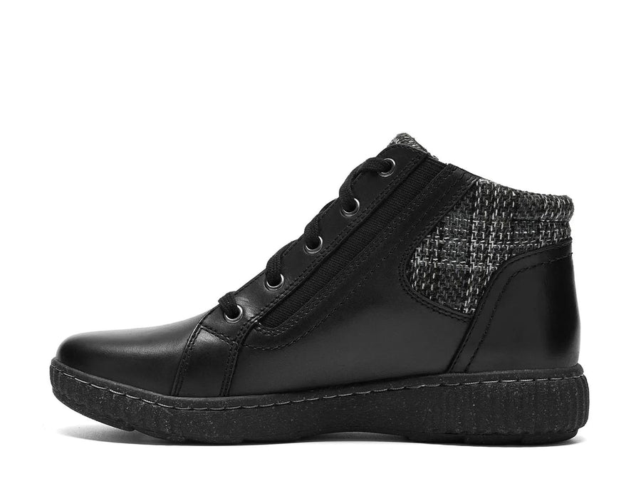 Clarks Caroline Fiana Bootie