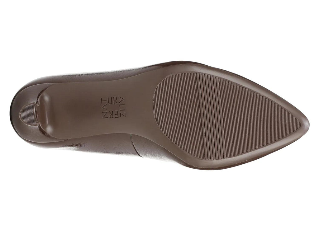 Naturalizer Flora Pump
