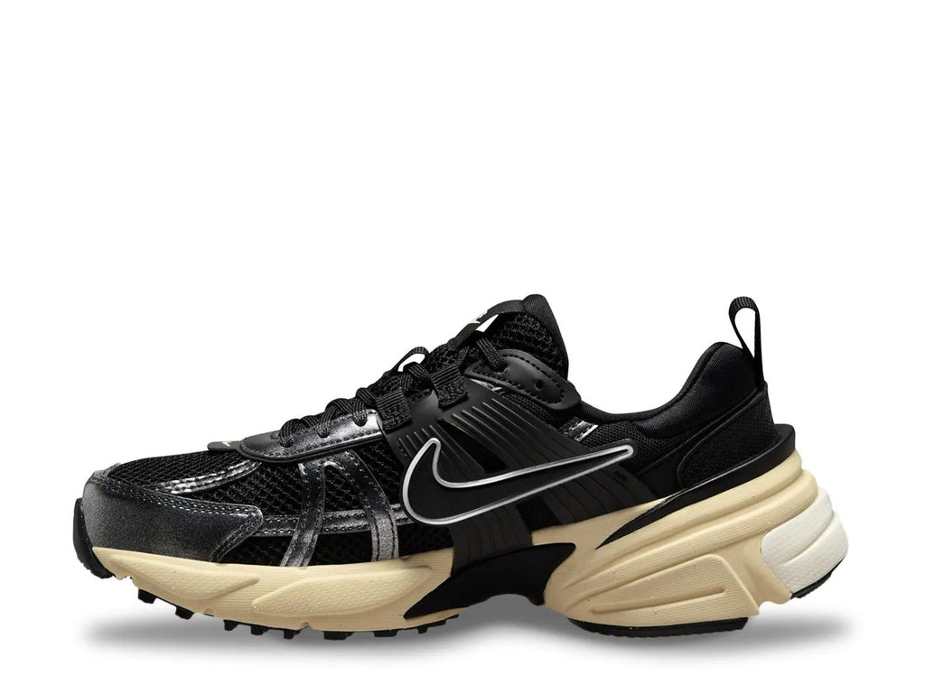 Nike V2K Run Sneaker - Women's