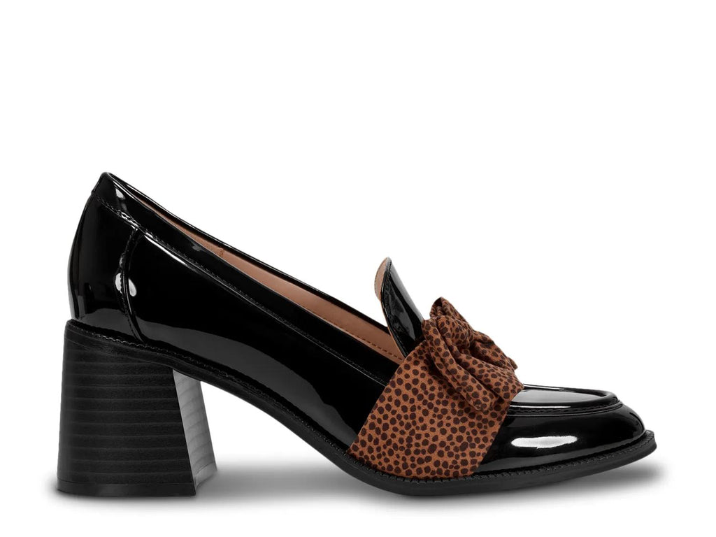 Bandolino Korrar Loafer