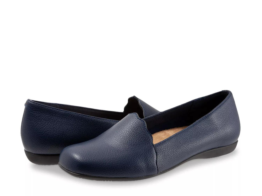 Trotters Sage Loafer