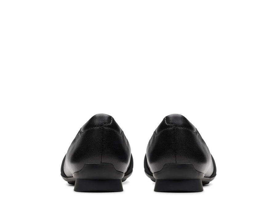 Clarks Jazmynn Gem Slip-On
