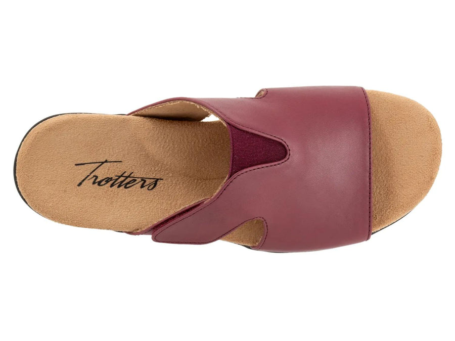 Trotters Roxine 2.0 Sandal
