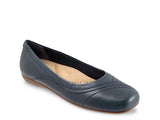 Trotters Sasha Flat