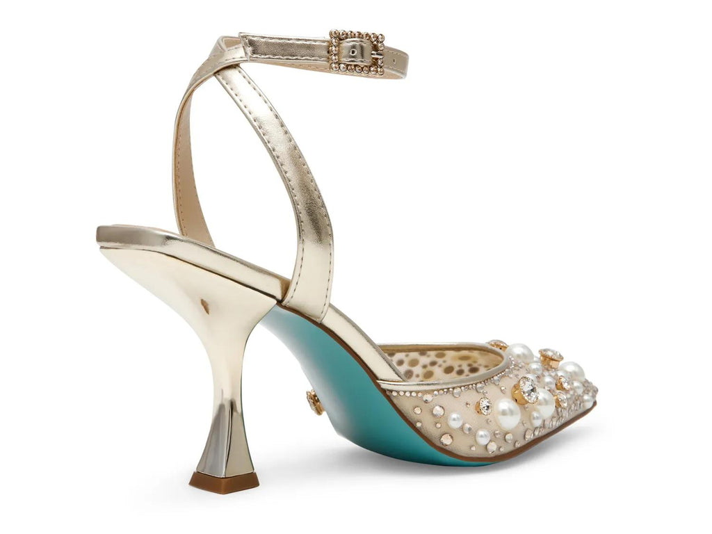 Betsey Johnson Livv Pump