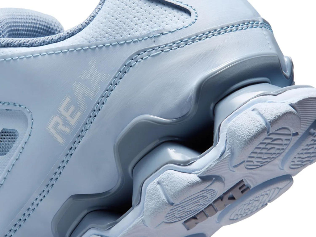 Nike Reax 8 TR Sneaker - Women's