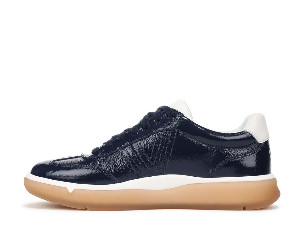 Vionic City Walk Sneaker