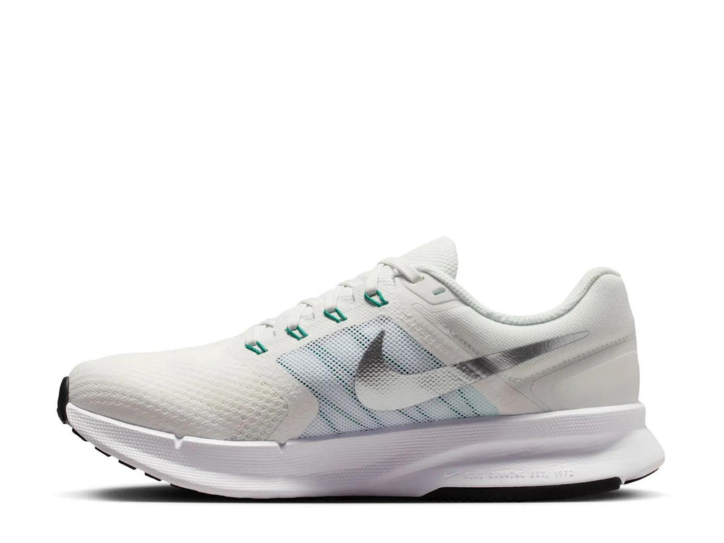 Nike Run Swift 3 Running Shoe - Women's