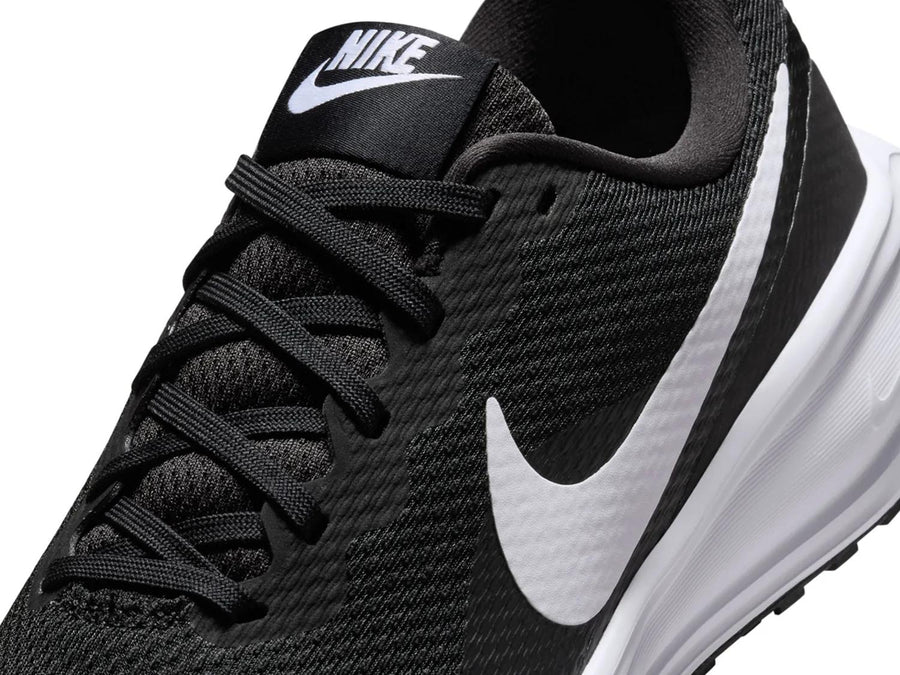 Nike Revolution 8 Running Shoe - Women's